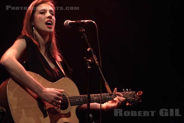 SIERRA REEVES - 2015-02-18 - PARIS - Gaite Lyrique - 